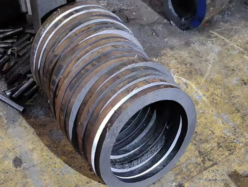 黄龙30CrMo无缝钢管切割
